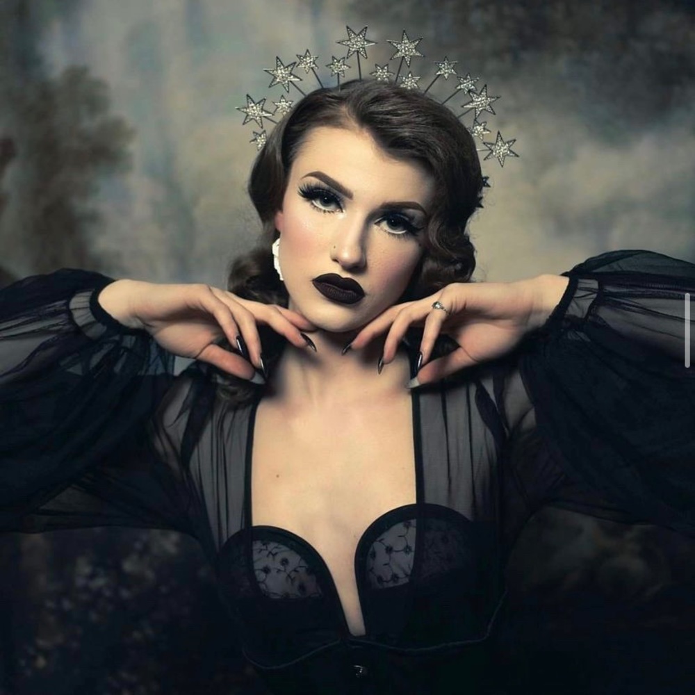 Meet your Posher, Katherine